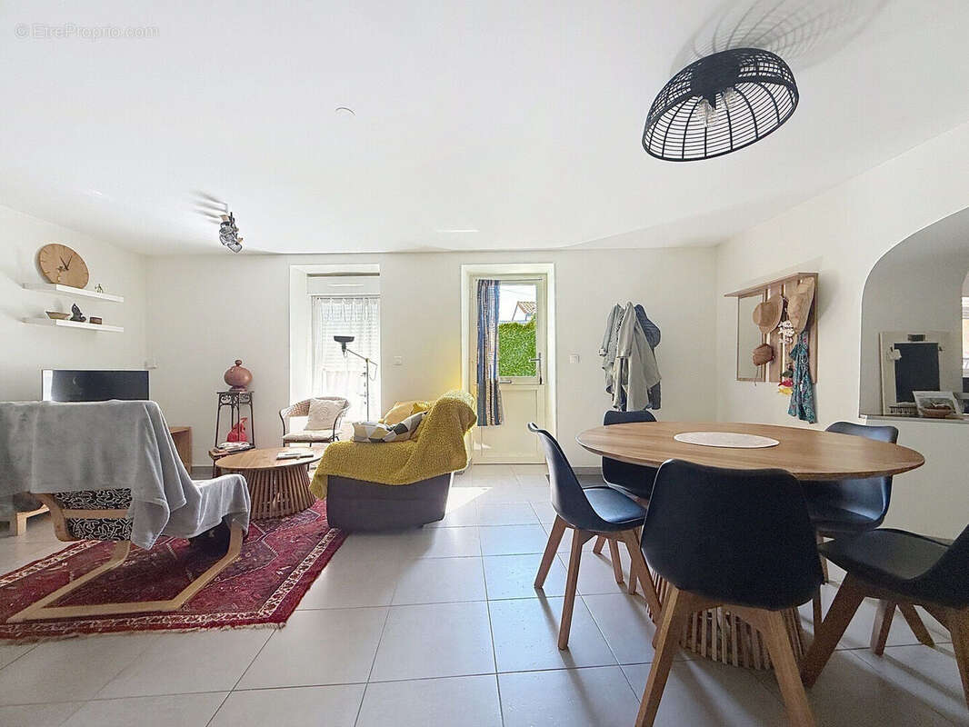 Appartement à REZE