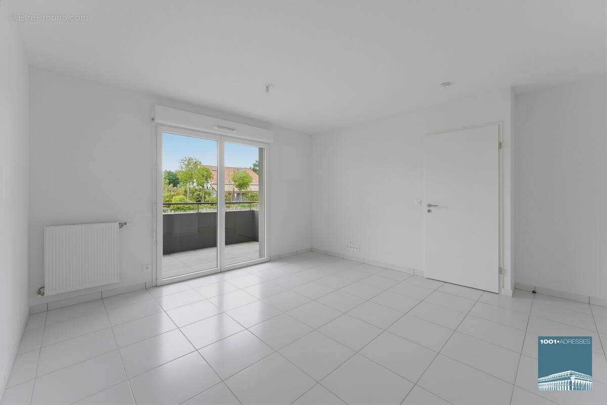 Appartement à PAREMPUYRE