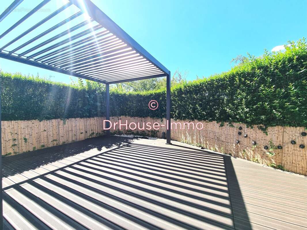 Maison 236 m² à Charmes  - photo 44