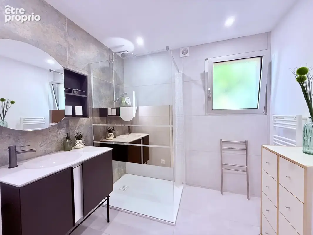 PEROLS maison T5 avec garage - photo 8