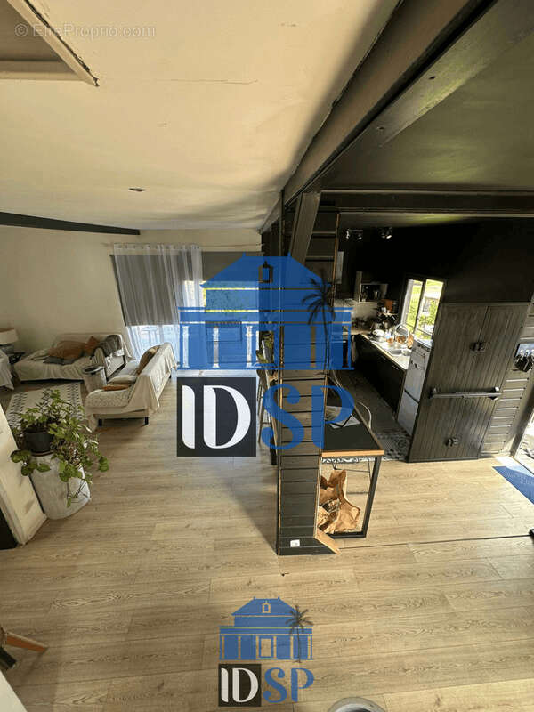 Maison 120m2 à Dos d'Ane - photo 7