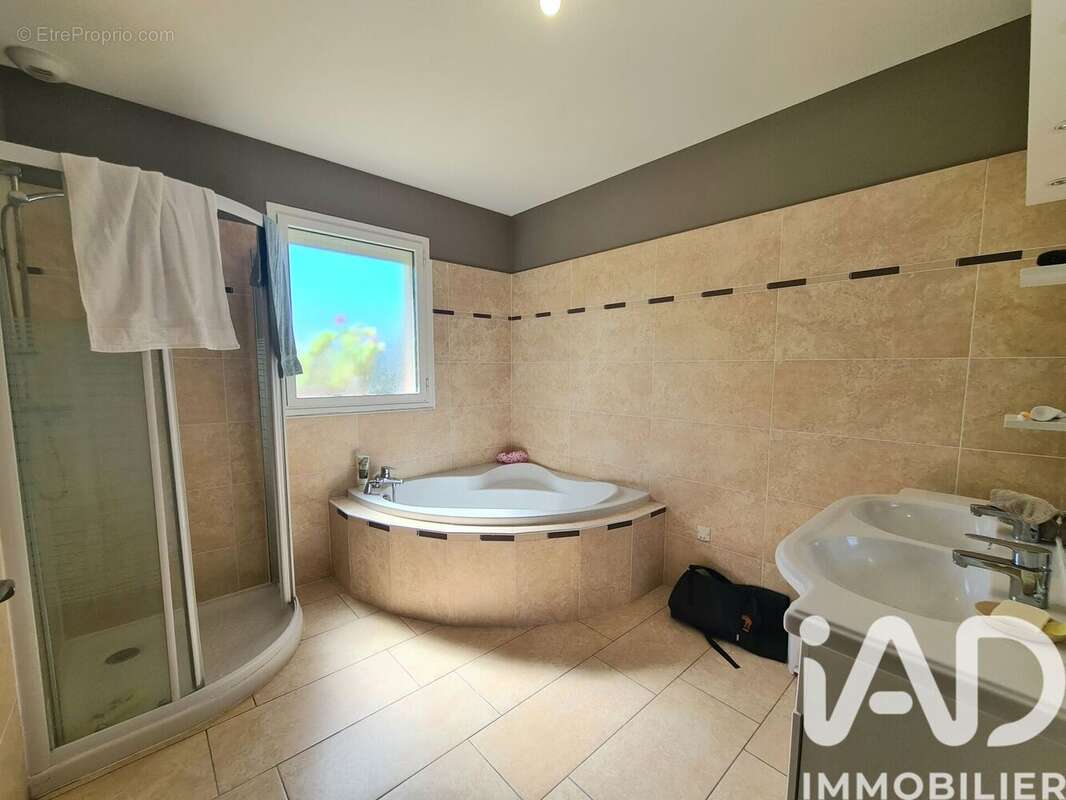 Photo 7 - Maison à MONTBETON