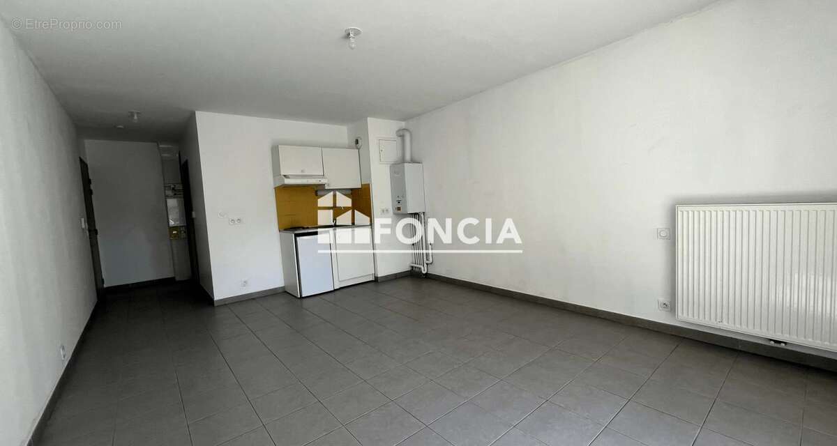 Vente nimes grand studio investissement - photo 3