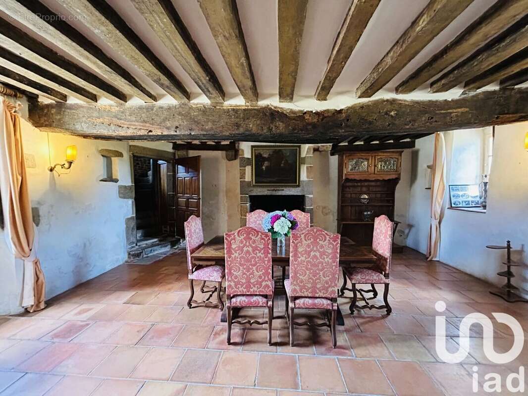 Photo 5 - Maison à LES CHERIS