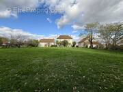 Maison à SAINT-SYLVESTRE-PRAGOULIN