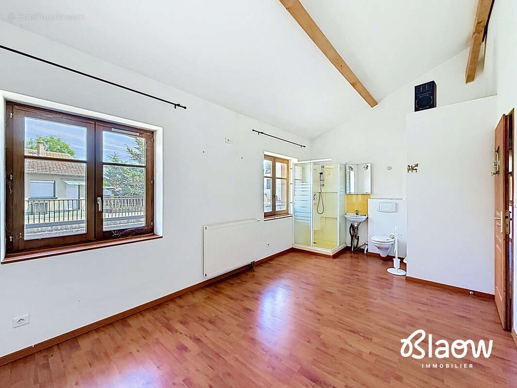 Appartement 98 m² à Meyzieu  - photo 9