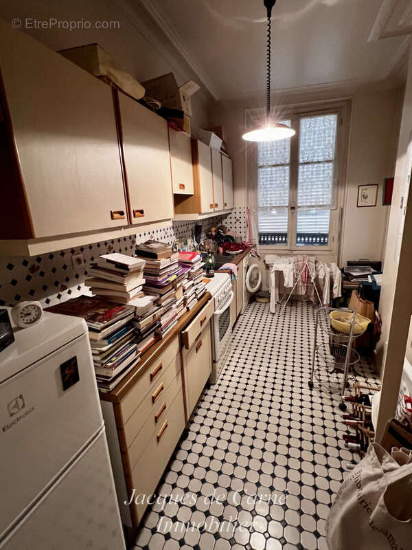 Appartement à PARIS-7E