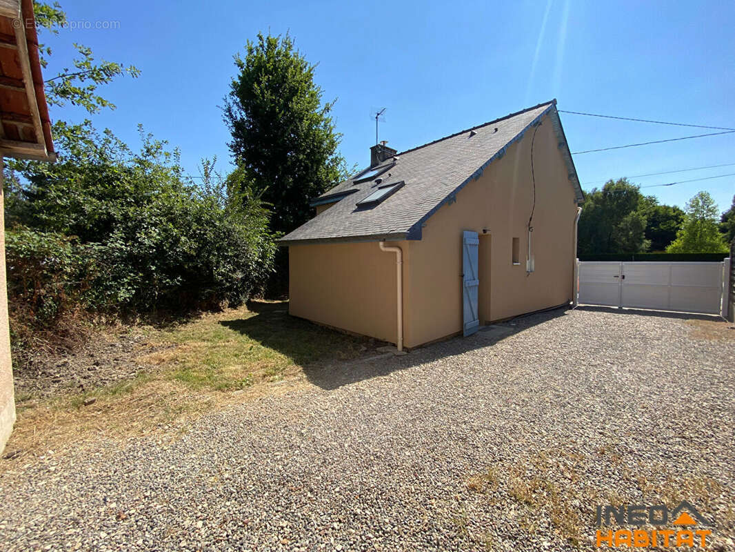 Maison à BEDEE