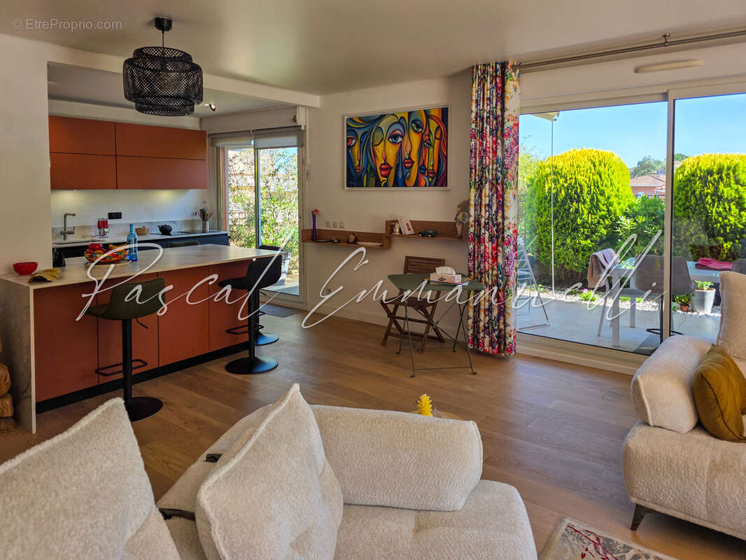 Appartement à MANDELIEU-LA-NAPOULE
