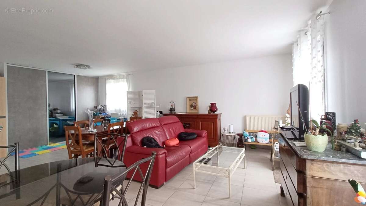 Maison à BUXEROLLES