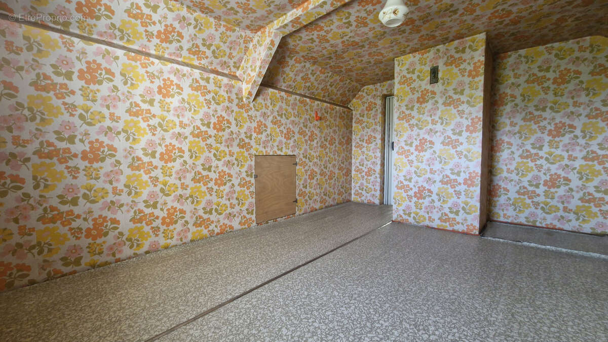 Maison à SAILLY-LABOURSE