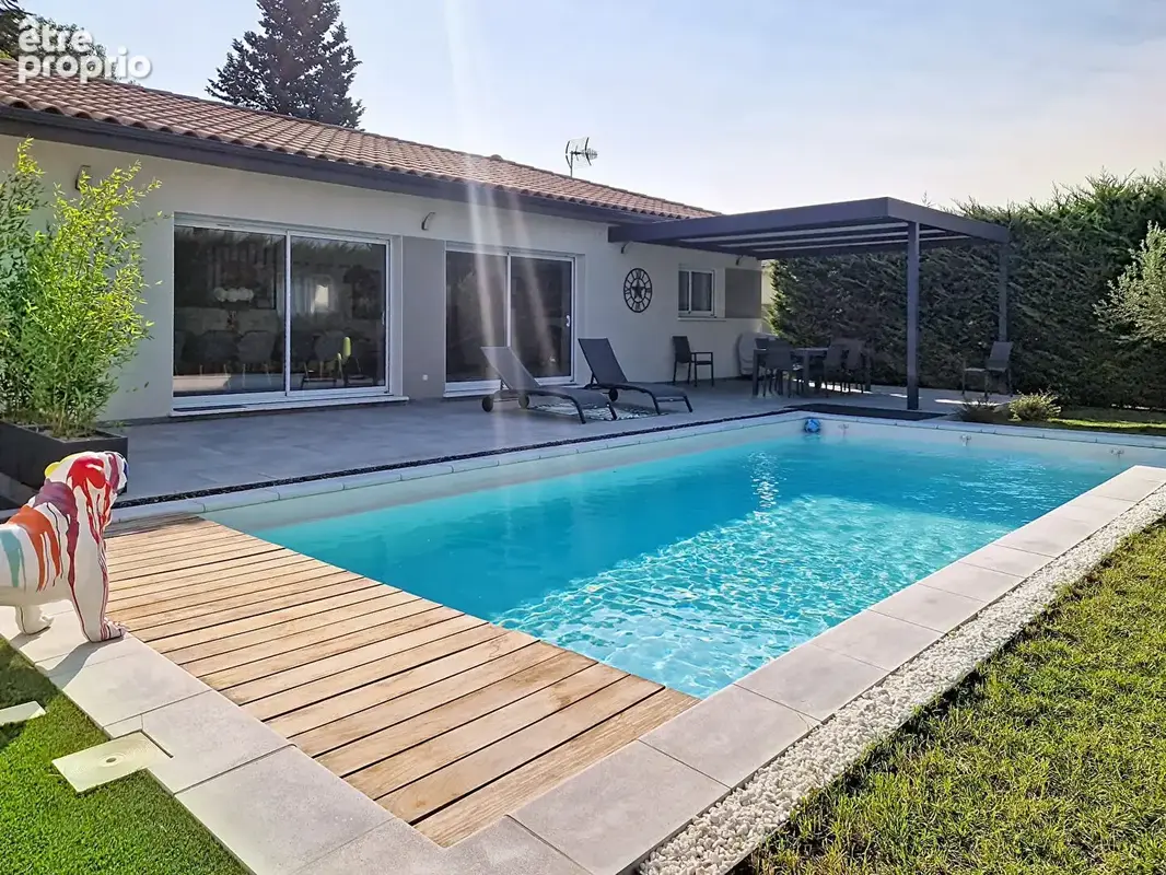 Maison à PUJAUT