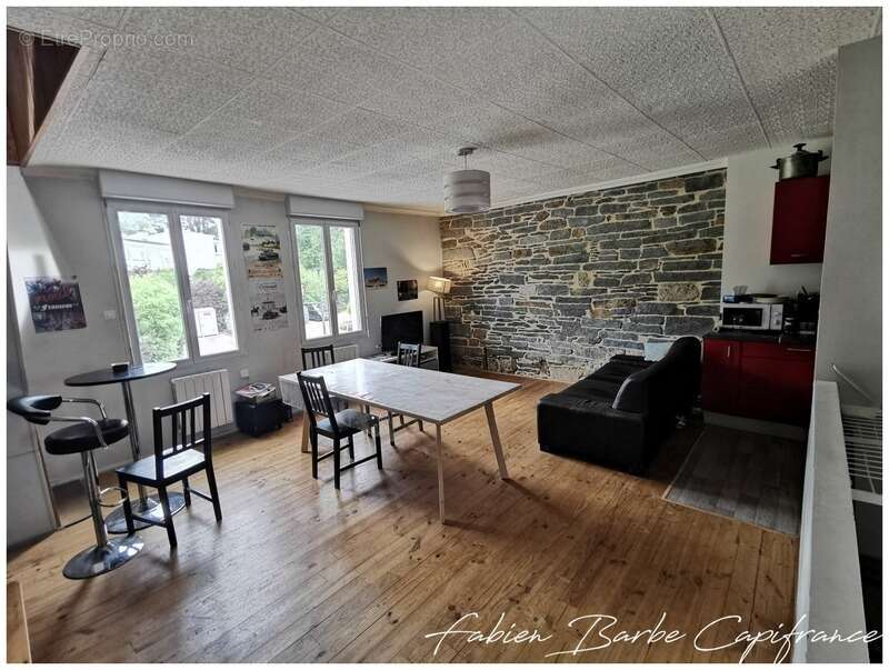 Appartement à MONTENEUF