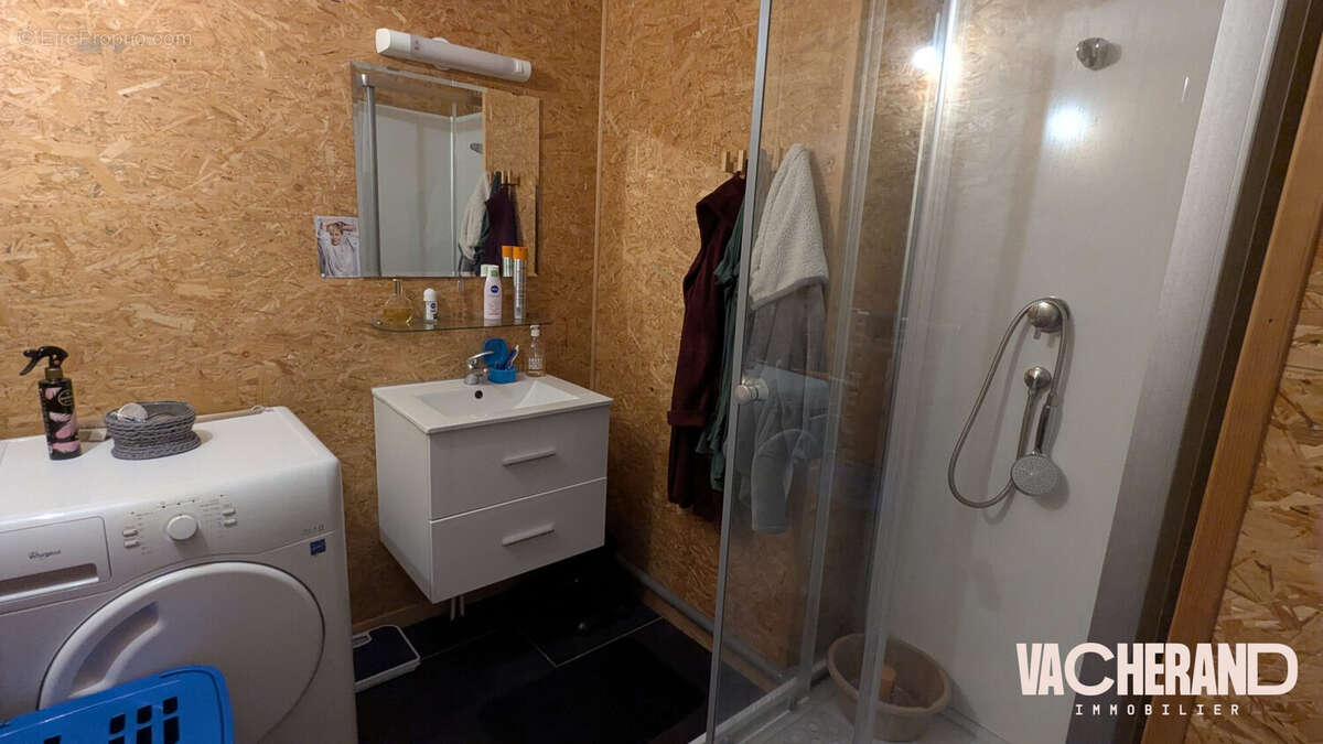 Appartement à AUBY