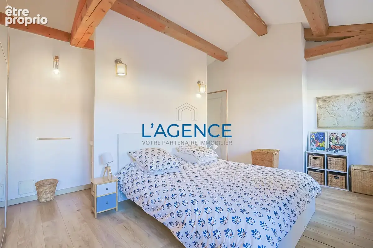 HYERES LA CAPTE - Mer à pieds - Maison de type T4 - 115m2 - photo 12