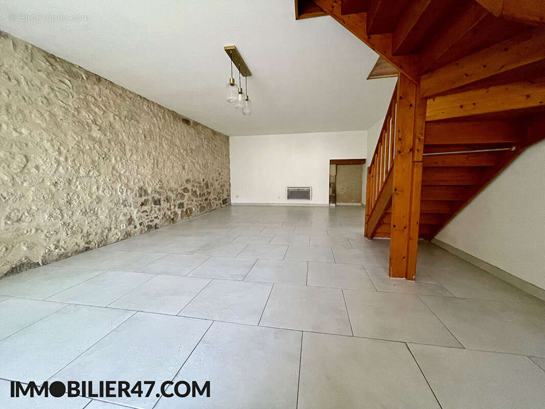 Maison à LUSIGNAN-PETIT