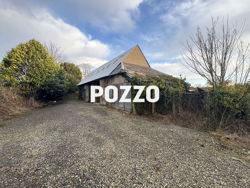 Maison à SAINT-SAUVEUR-LA-POMMERAYE