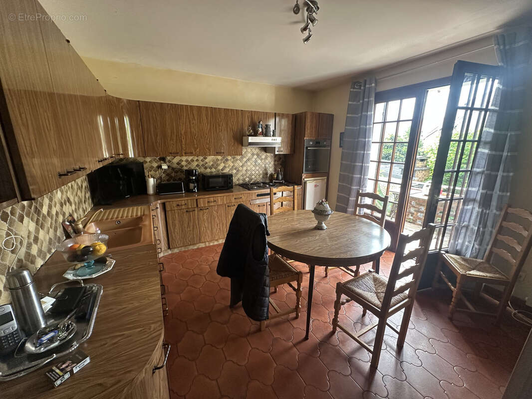 Maison à PARAY-VIEILLE-POSTE