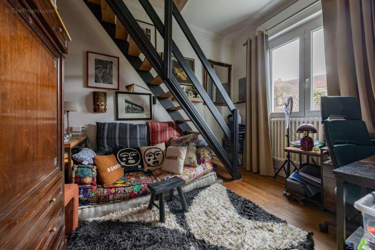 Maison à SAINT-SEBASTIEN-SUR-LOIRE