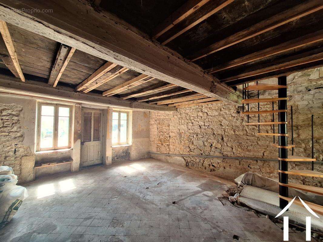 Maison à MOLINOT
