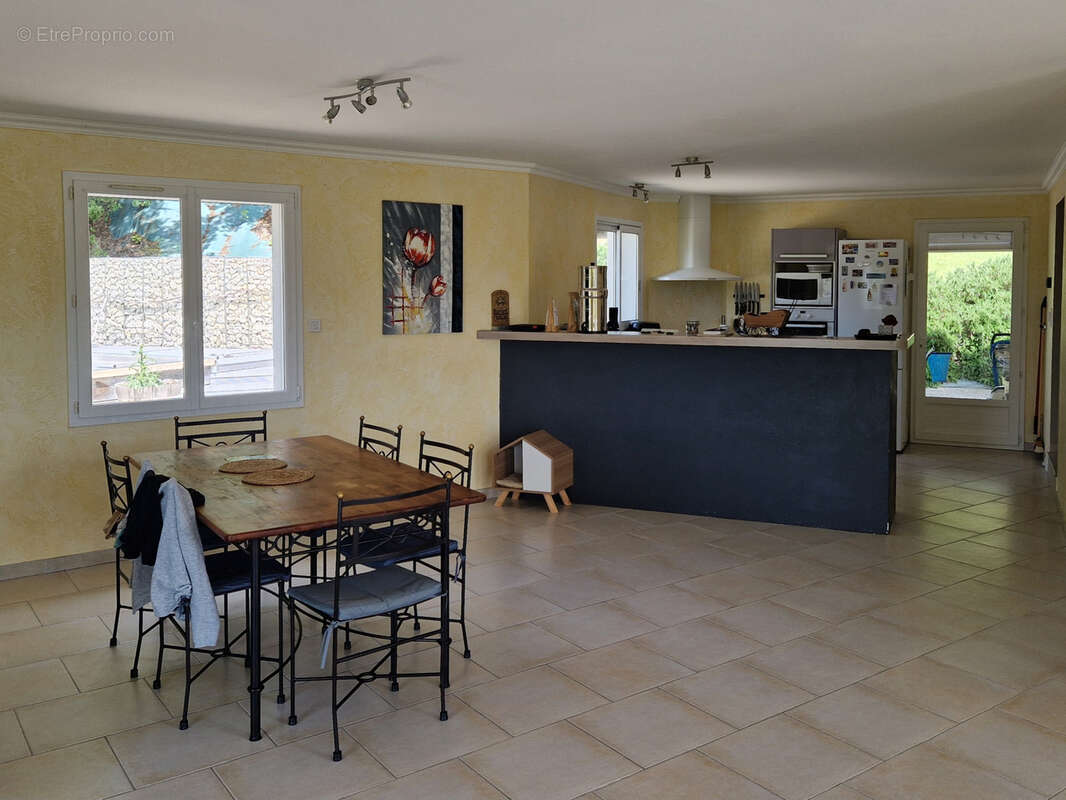 Maison à MONFLANQUIN