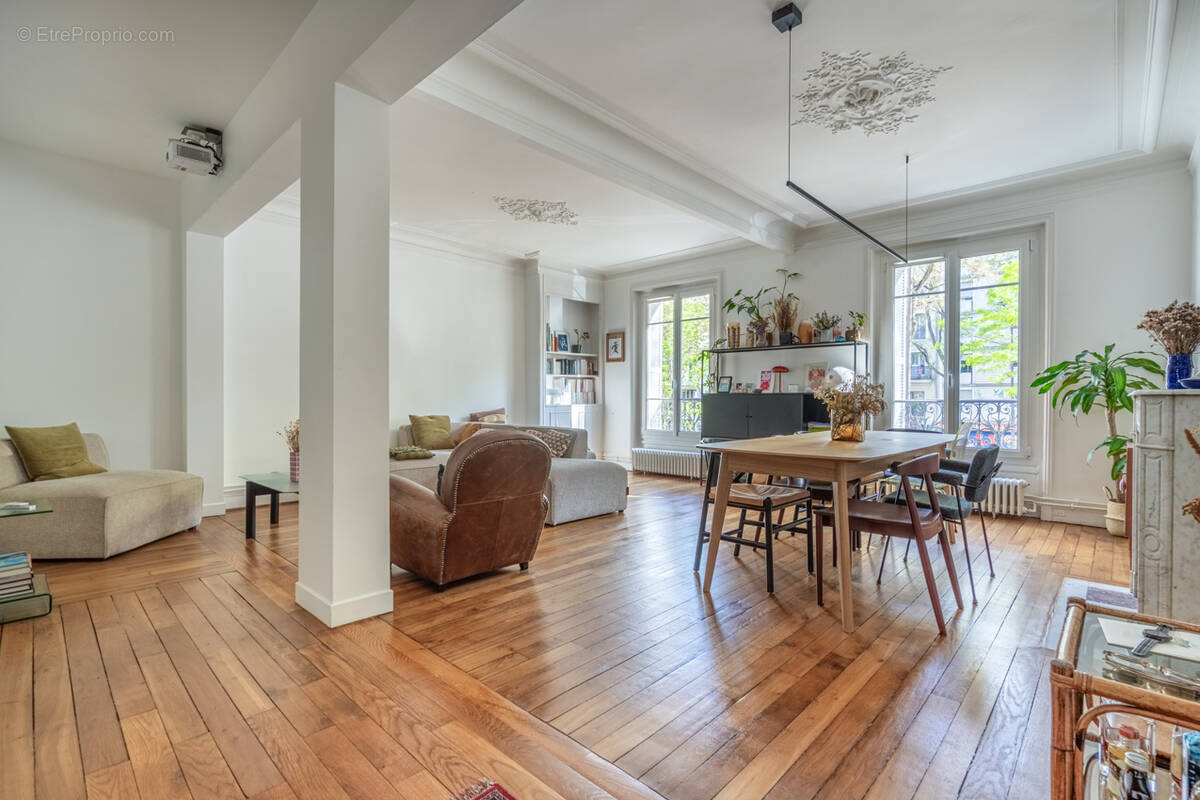 Appartement à PARIS-11E