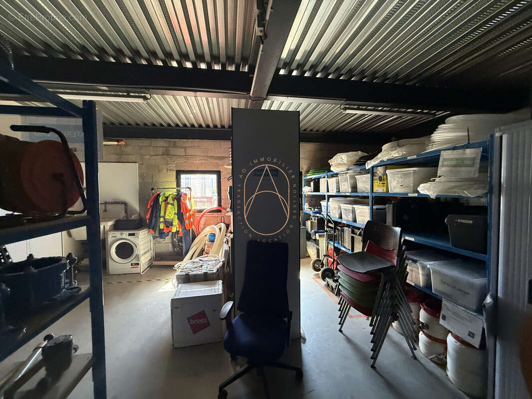 Commerce à PEROLS