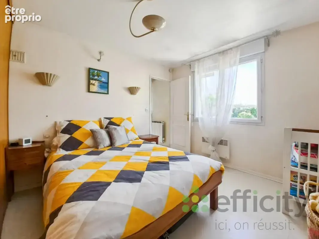 Maison 10 pièces 287 m² à vendre à Guecelard (72230) - photo 8