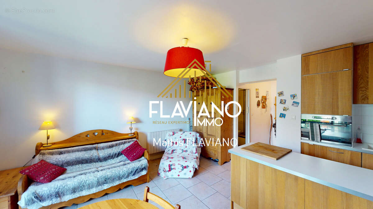 Appartement à UVERNET-FOURS