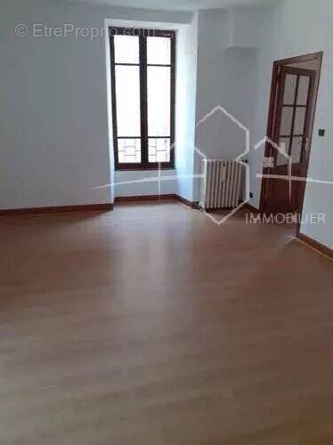 Maison à BEAUREPAIRE