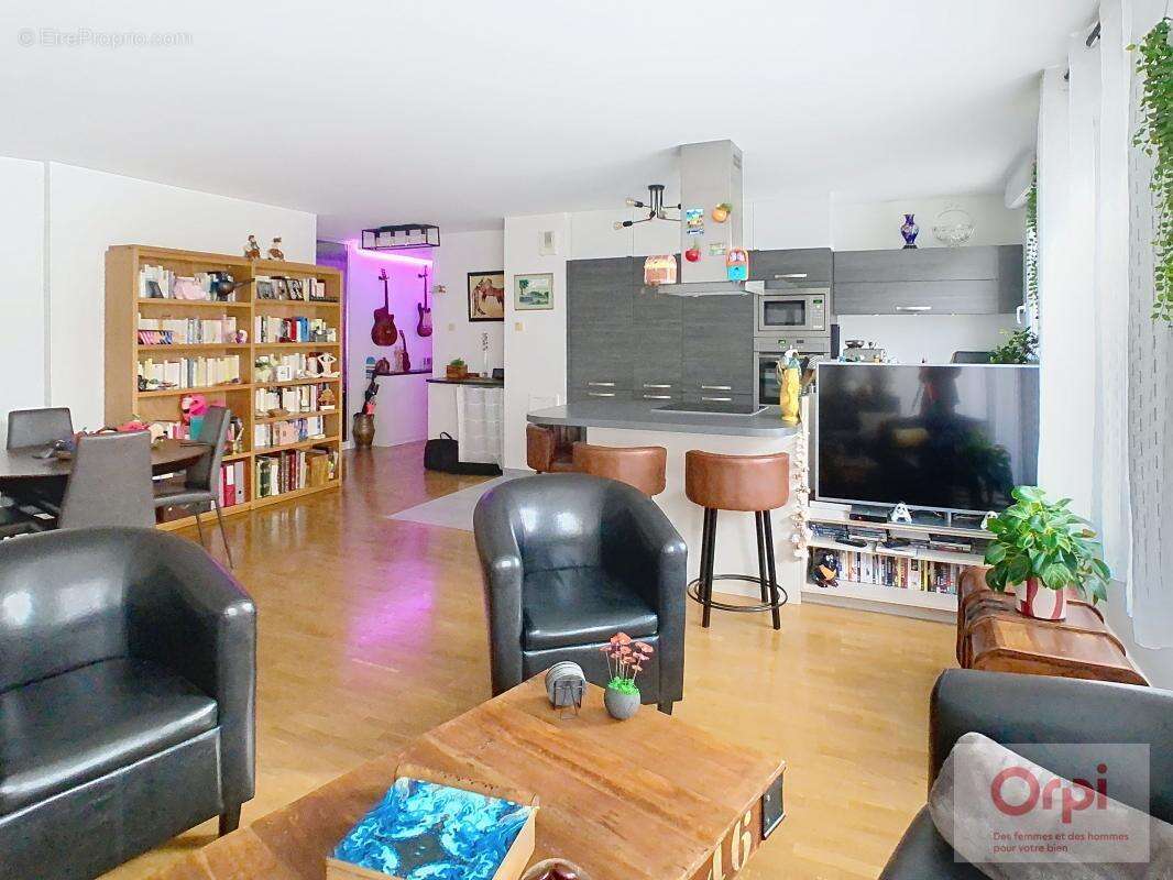 Appartement à ISSY-LES-MOULINEAUX