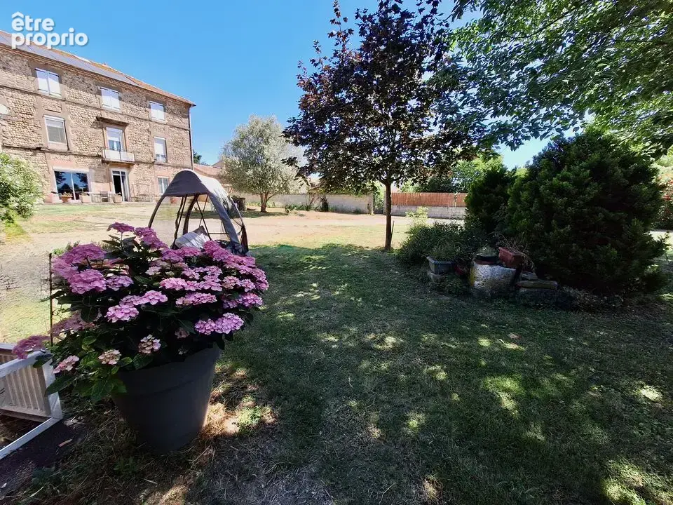 Maison à CHATEAUNEUF-SUR-ISERE