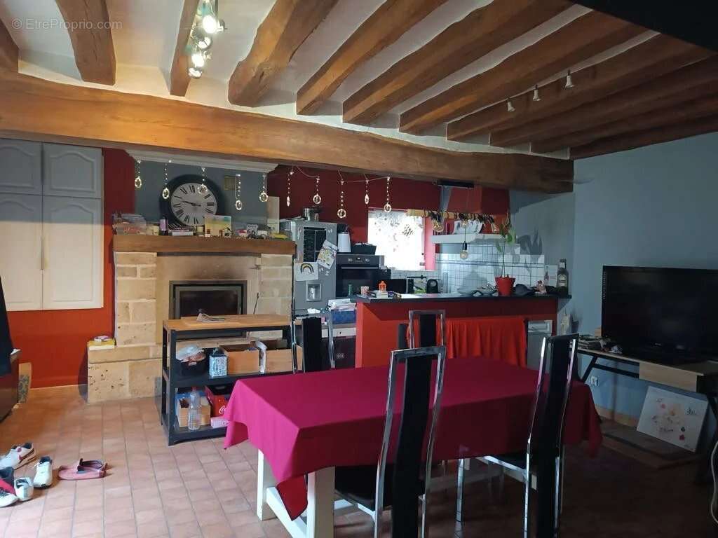 Maison à CHISSAY-EN-TOURAINE