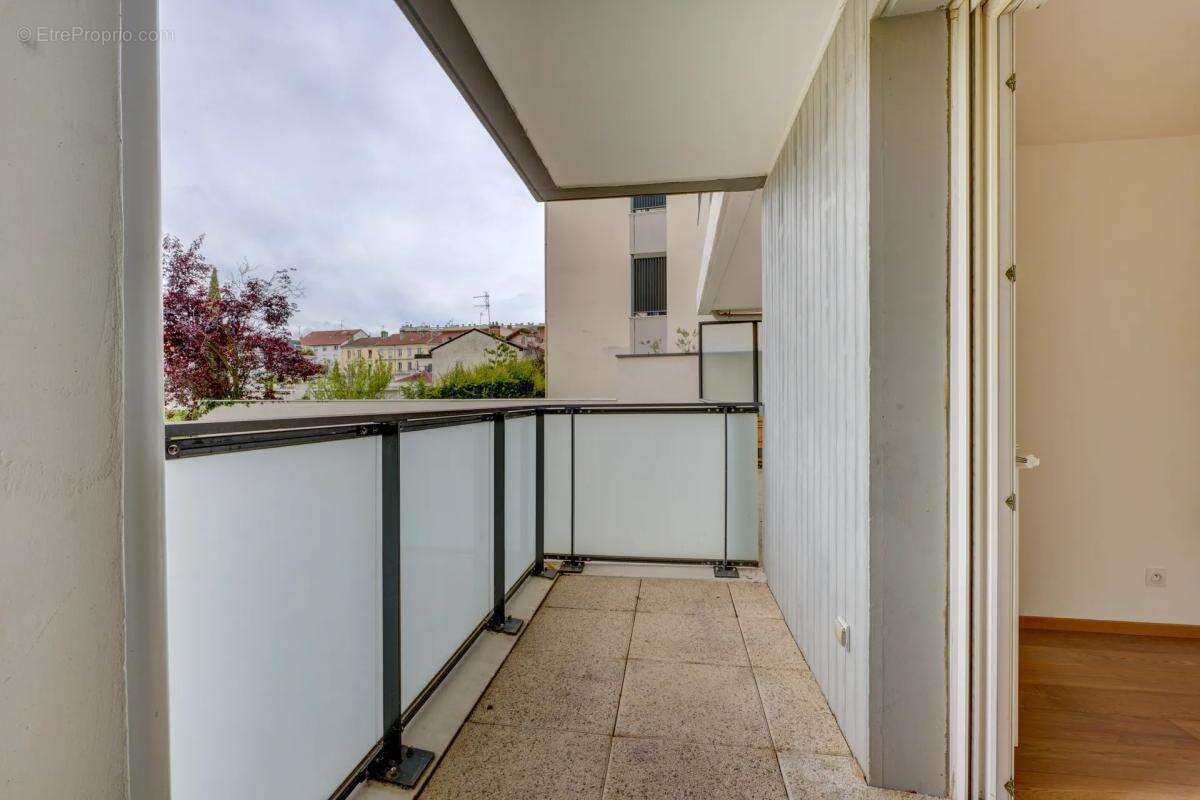 Appartement à LYON-3E