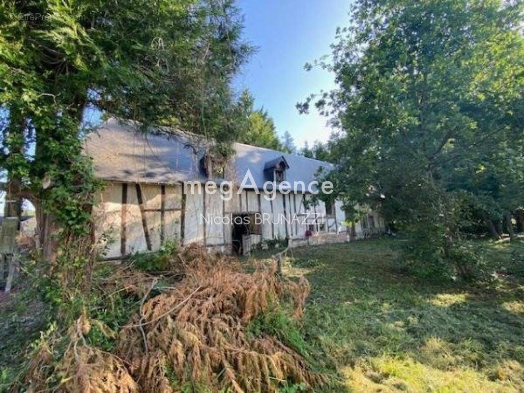 Terrain à NEUVILLE-SUR-TOUQUES