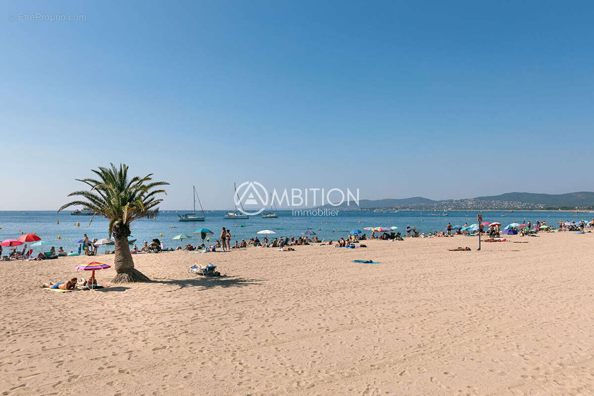 Appartement à FREJUS