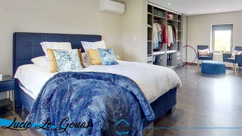 Appartement T6 de 132m² parking, terrasse et cour et local professionnel - photo 7