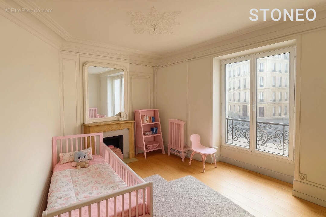 Appartement à PARIS-9E