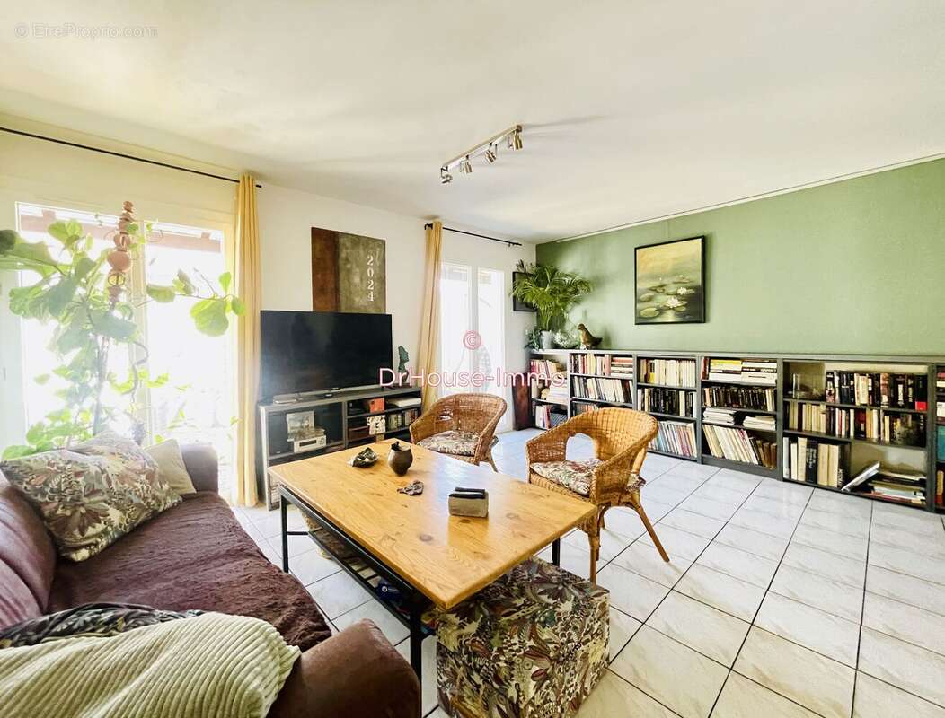 Maison 80 m² à Le Soler  - photo 17