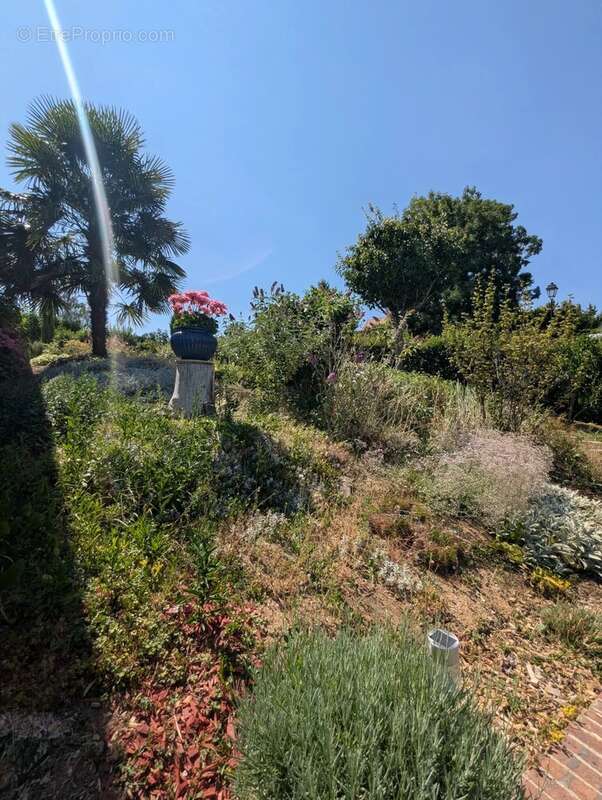 Maison de 205 m² sur sous-sol complet ! - photo 26