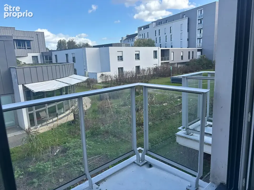 A vendre nantes jardin des plantes  studio au calme avec balcon - photo 3