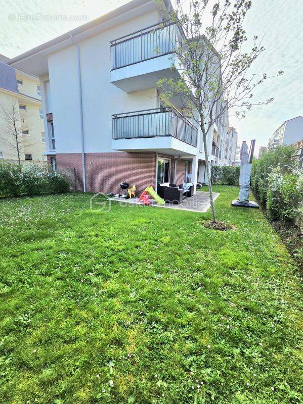 Appartement à NEUILLY-SUR-MARNE