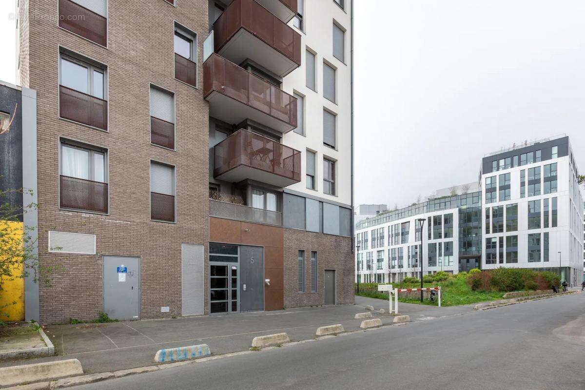 Appartement à SAINT-DENIS