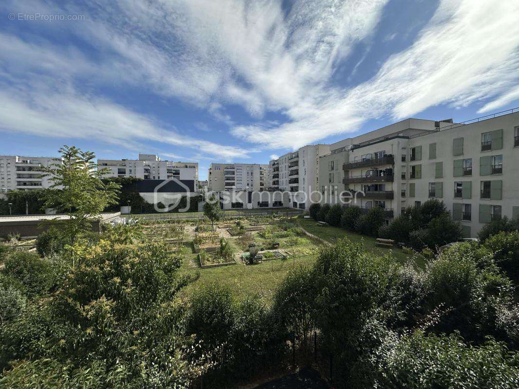 Appartement à FLEURY-MEROGIS