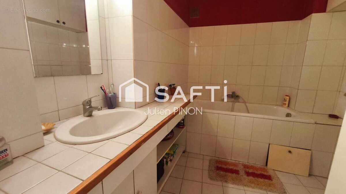 Appartement 87 m² à Apt  - photo 6