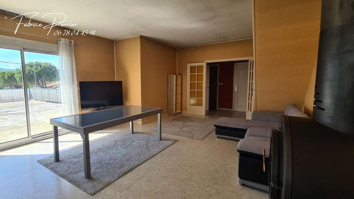 Maison à MONTELIMAR