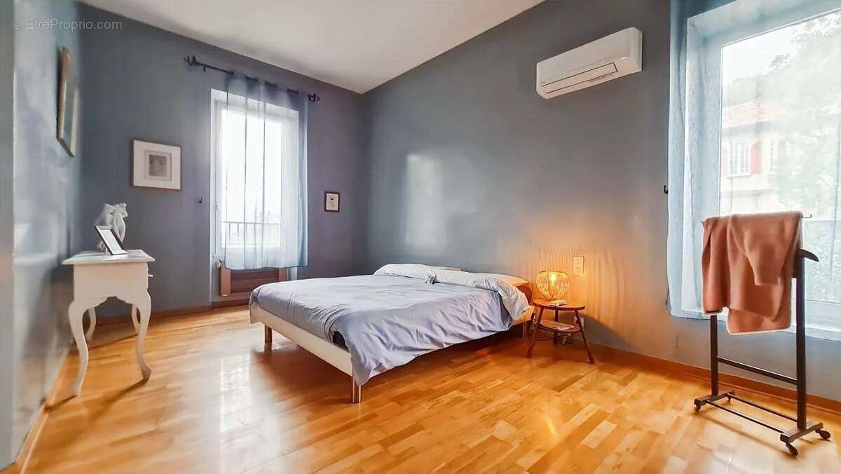 Maison à LES ANGLES