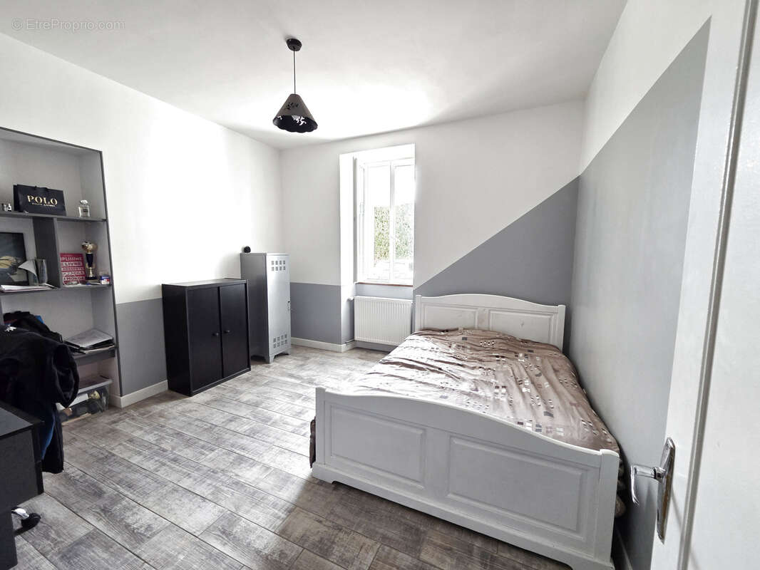 Maison à TRIAC-LAUTRAIT