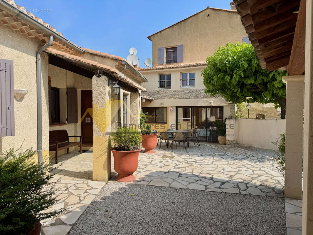 Appartement à SABLET