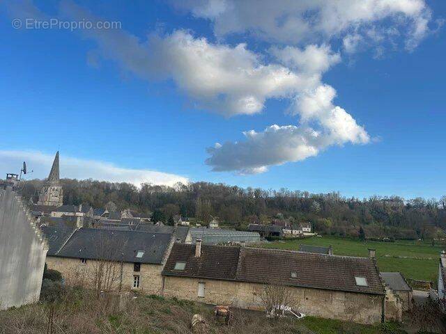 Terrain à COMPIEGNE